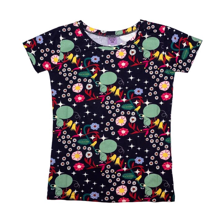 Farverig kortærmet T-shirt til kvinder - Mousy Business for engroshandel hos Raspberry Republic