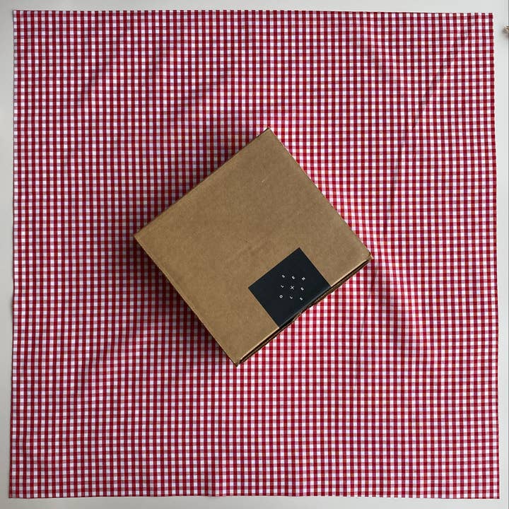 OLSEN+OLSEN - Wholesale Flat Wrap - Furoshiki - Fabric gift wrapping - Vichy