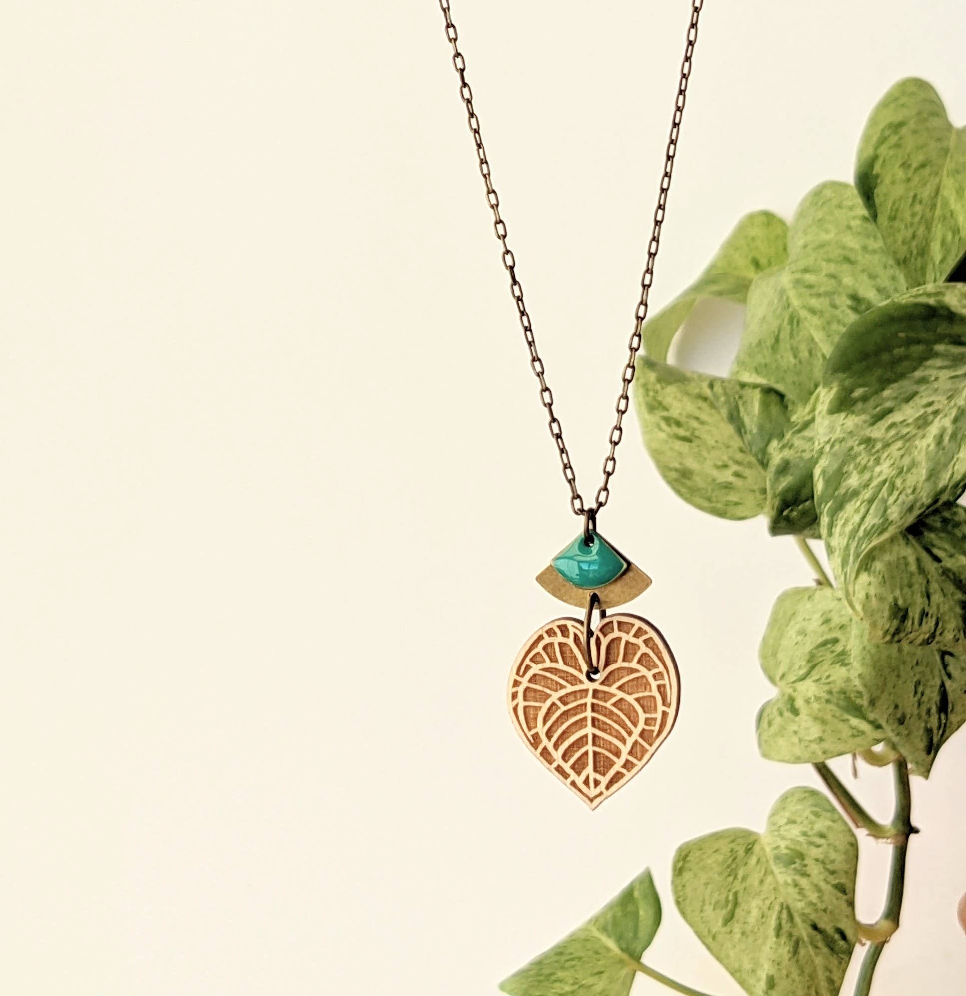 CAMBIFOLIA – Engroshandel Halskæde med vedhæng – Clarinervium vedhæng halskæde4