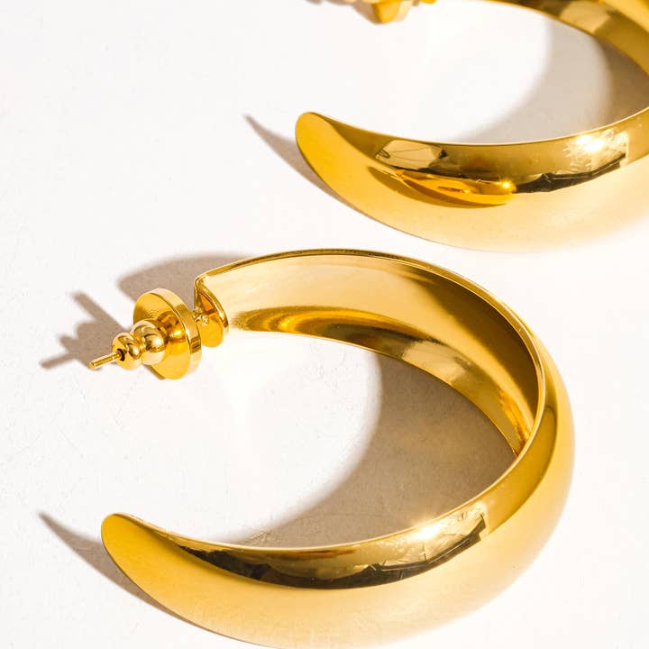 Romée 18K Gold Non-Tarnish Classic C Hoop Earring for wholesale on Faire
