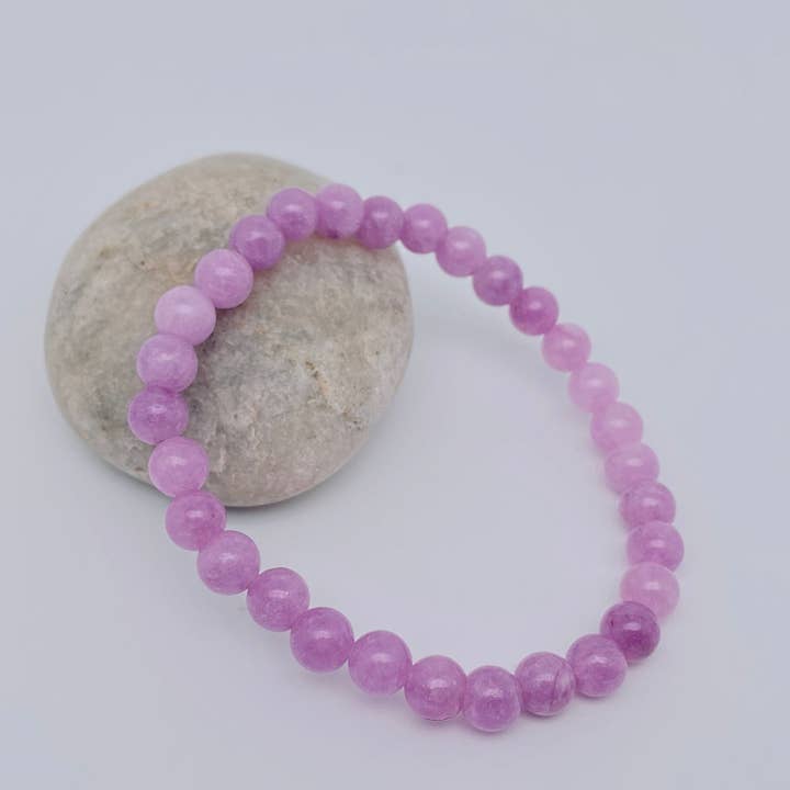 Purple Kunzite Natural Stone Elastic Rope Bracelet for wholesale on Faire1