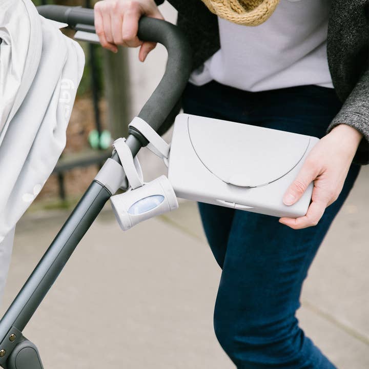 Ubbi - Wholesale Wet Bag - Kids & Baby - Gray Retractable On-the-Go Bag Dispenser7