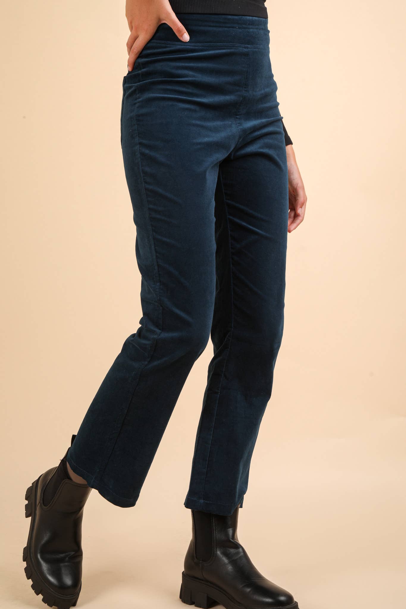 VERY J - Vente Pantalon – femme - NP70562-Pantalon en velours à coupe botte avec poches arrière14