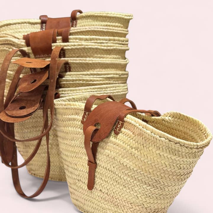 HandmadeBestSeller - Wholesale Beach Bag - Handwoven Straw Basket with Long Leather Strap & Flap