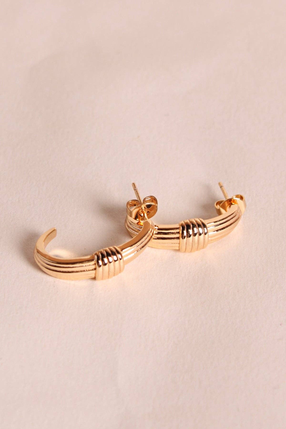 Waekura – Großhandel Hoops – Eda Ohrringe0