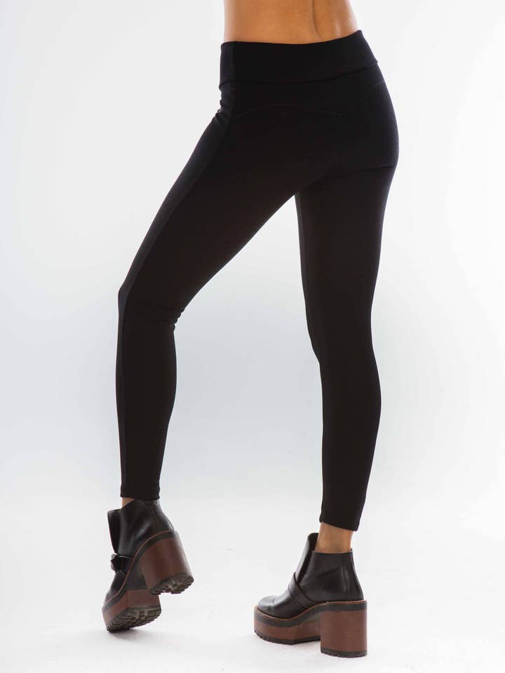 Gomphus Sort Glat Legging Bukser - 190101L005 for engroshandel hos Lindissims