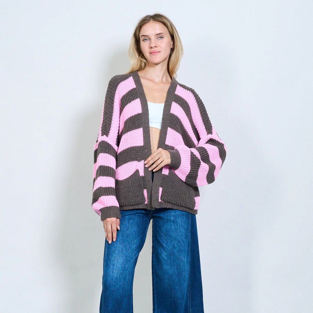 AMELÉ - Wholesale Cardigan - Women's - Oversized striped cardigan1