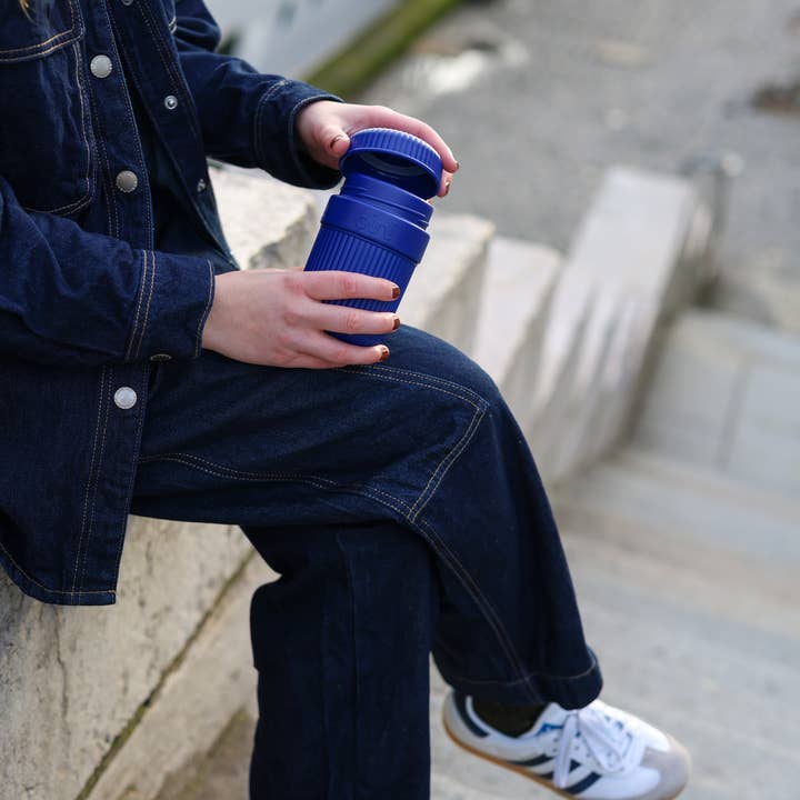 Bini - Wholesale Coffee/Tea Cup - Bini Night Blue Mug - reusable in bio-based material4