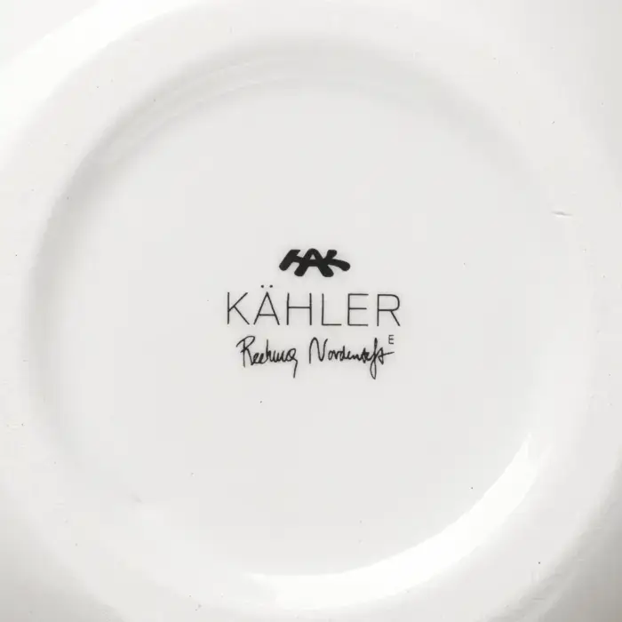 Danish Design Collective - Vente Vases - Kähler - Omaggio - Grand vase en céramique peint à la main - noir2