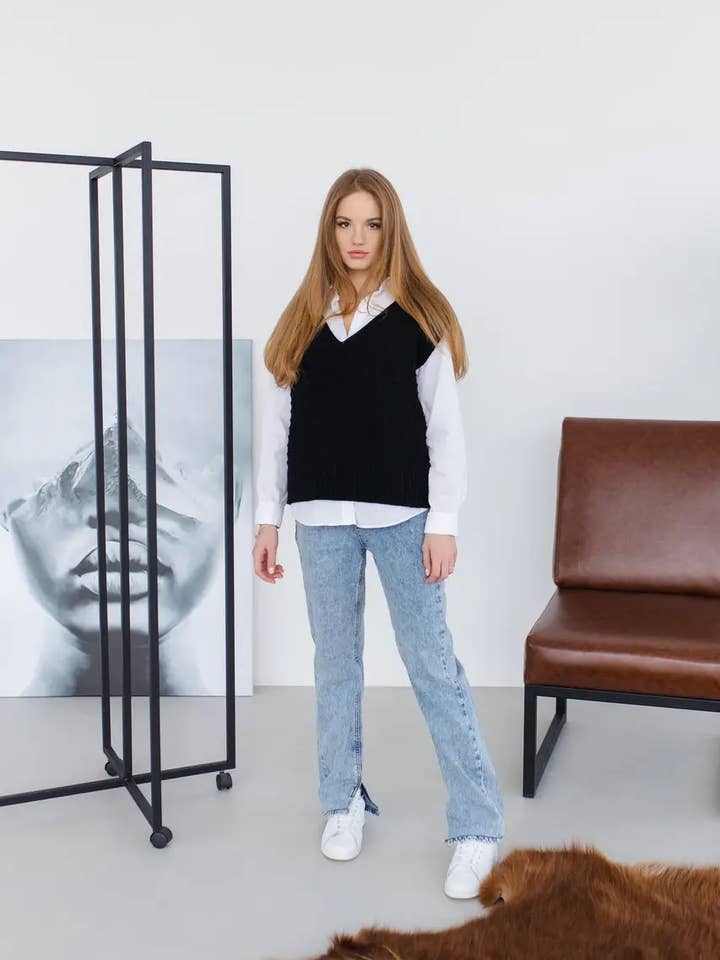 Handmade Originals Ukraine - Vente Pull sans manches – femme - Gilet en laine tricoté pour femme surdimensionné noir