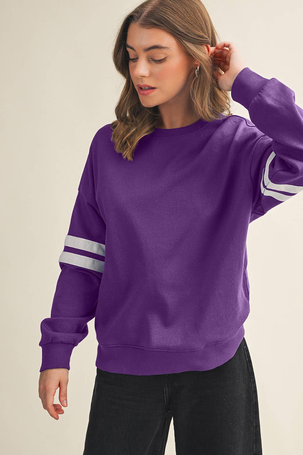 Aapparella - Wholesale Shirt - Women's - Striped Detail Drop Shoulder Oversized Sweatshirt | S-XL4