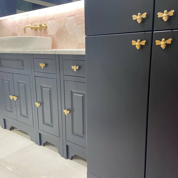 Brass bee - Wholesale Deurkruk/knop - Ladeknop in bijenmodel met messing afwerking1