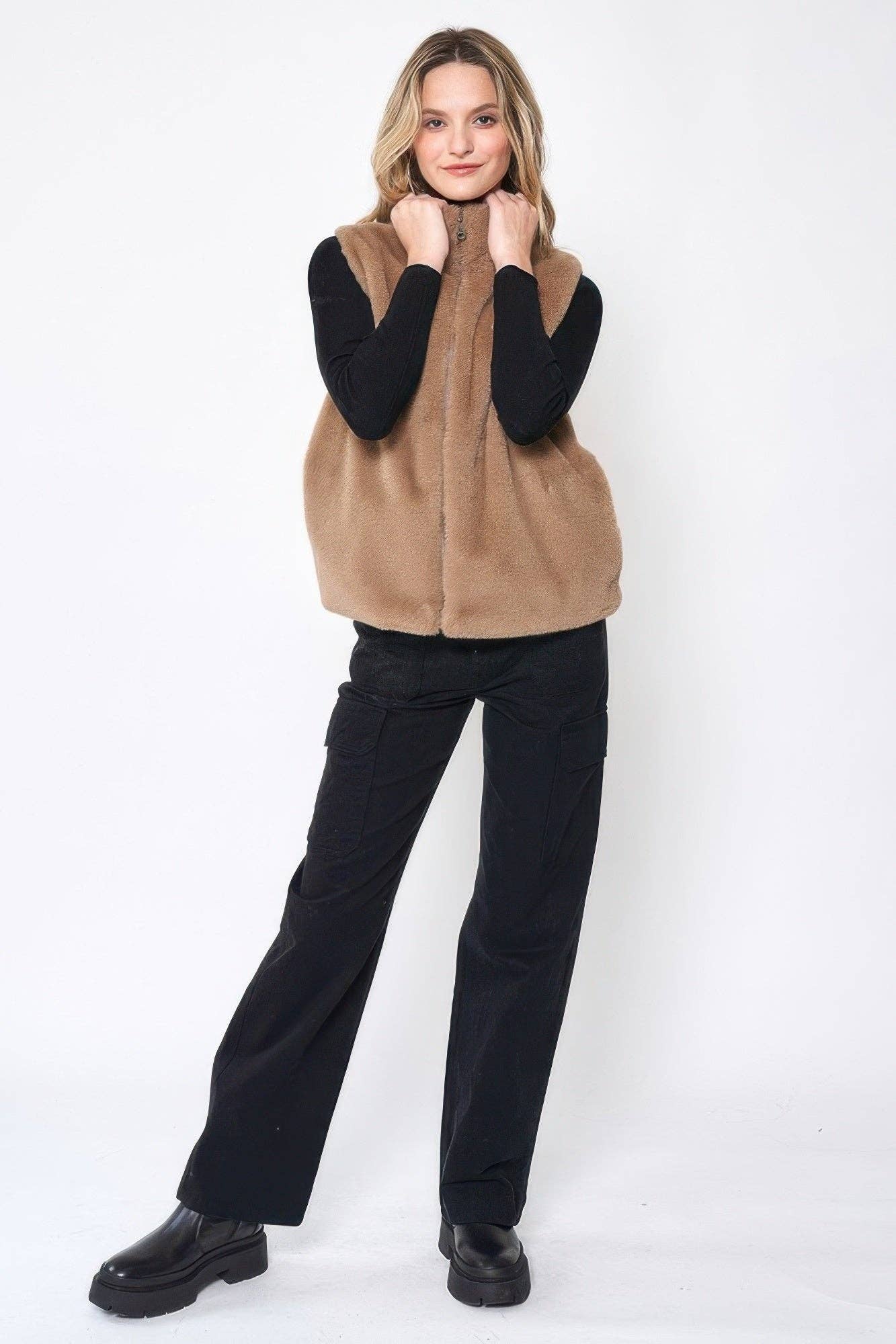 CC Wholesale Clothing - Wholesale Outerwear Vest - Women's - Solid Faux Fur Vest2