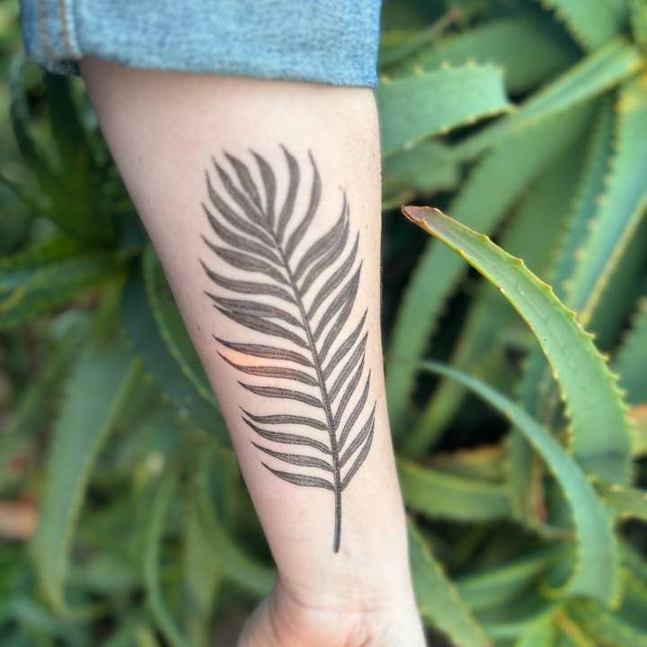 NatureTats - Wholesale Temporary Tattoo - Palm Leaf Temporary Tattoo2