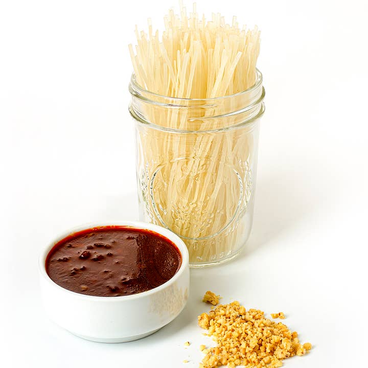 Andre Prost Inc. - Wholesale Shelf Stable Prepared Meal - A Taste of Thai-Pad Thai Noodles Quick Meal