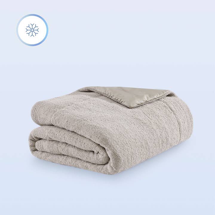 Sunday Citizen - Wholesale Down Comforter - Snug Cooling Comforter