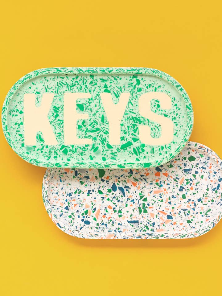 Plateau Terrazzo KEYS pour la vente par Rose Works LDN