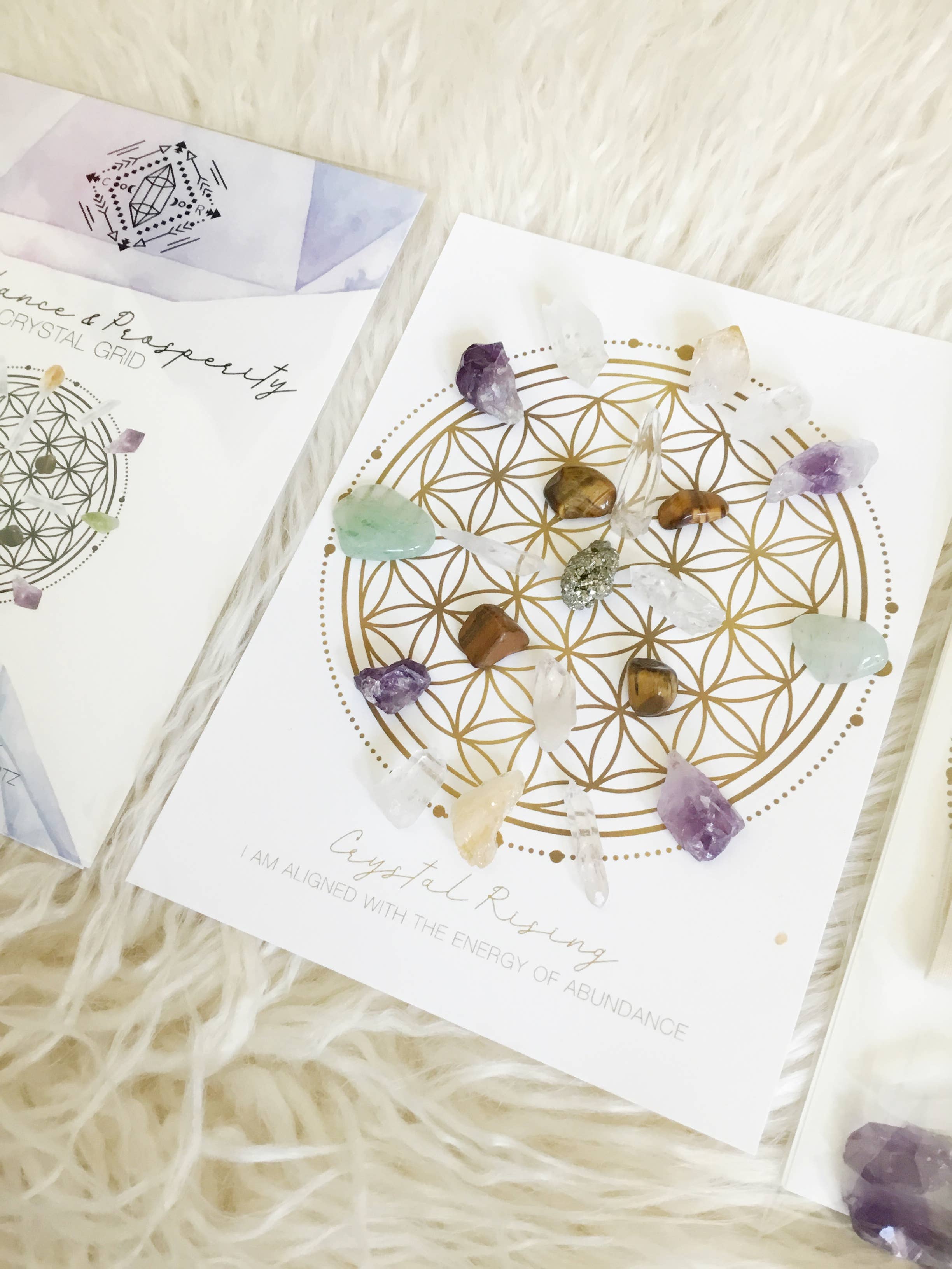 Crystal Rising - Vendita all'ingrosso Attrezzatura per meditazione - Kit Rituale Mini Griglia di Cristalli3