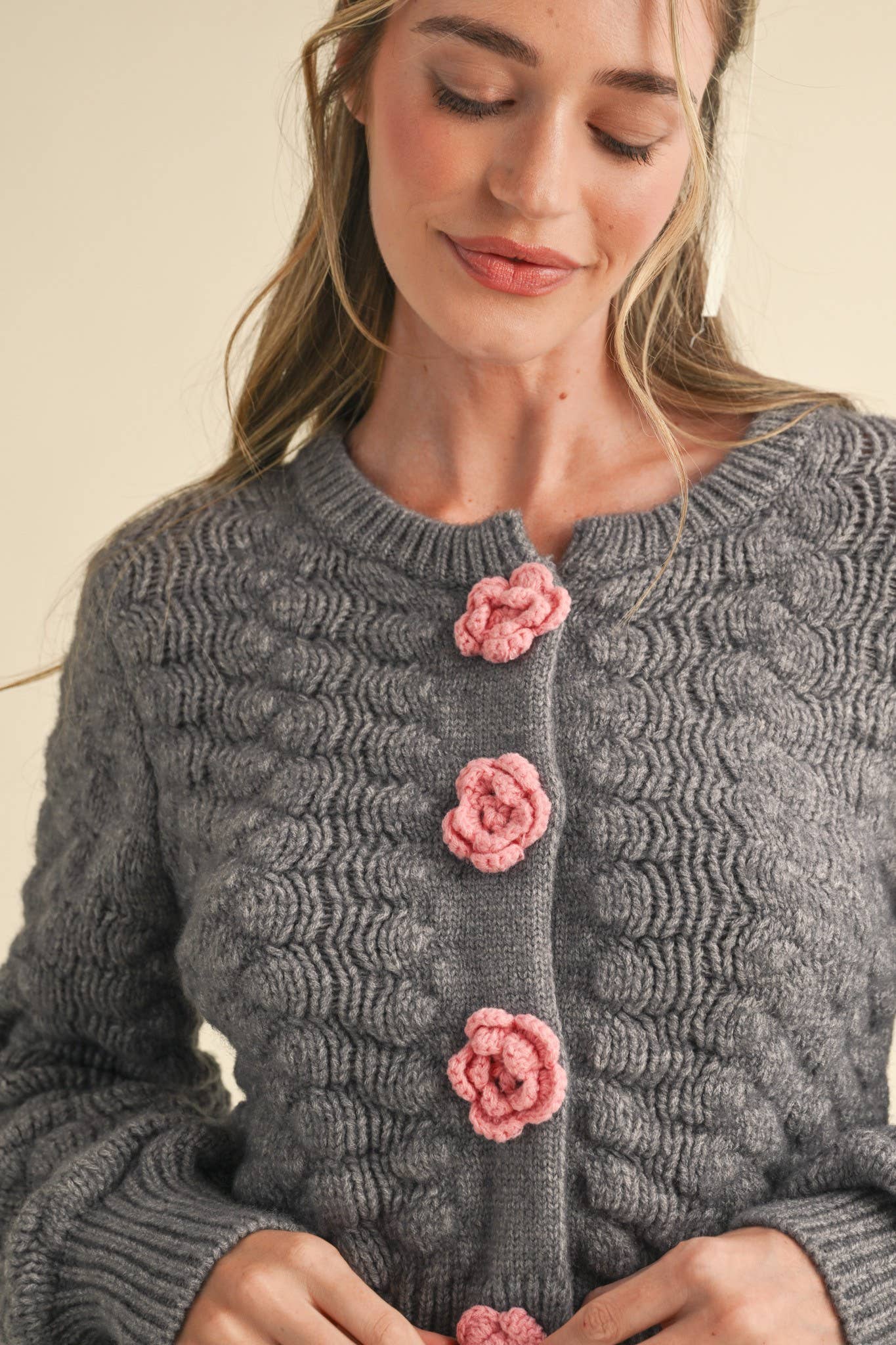 &MERCI - Wholesale Cardigan - Women's - TEXTURED SWEATER CARDIGAN WITH KNIT ROSETTE DETAIL MSW1073521