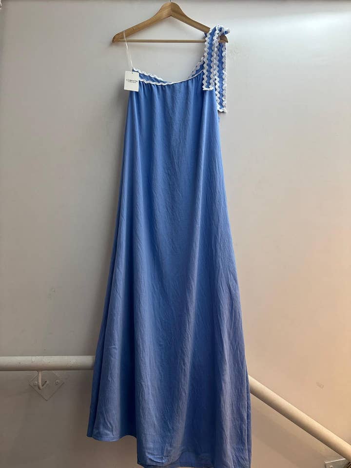 LORIANE - Wholesale Dress - Women's - 10720 One Size Asymmetric Long Dress