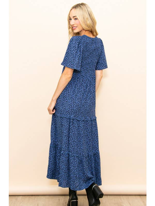 Elloh Collection – Großhandel Kleid – Damen – Fall In Love Maxikleid mit gesmoktem Flare-Blumenmuster und Taschen7