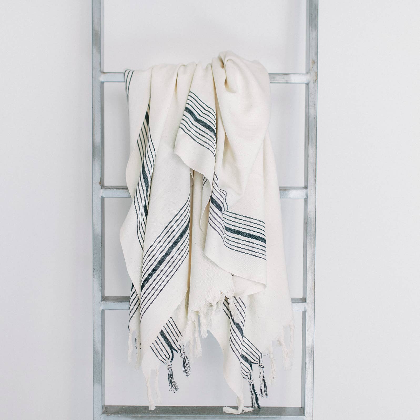 Thalassa Home - Vendita all'ingrosso Telo mare - Eos - Telo mare e da viaggio minimalista in cotone turco1