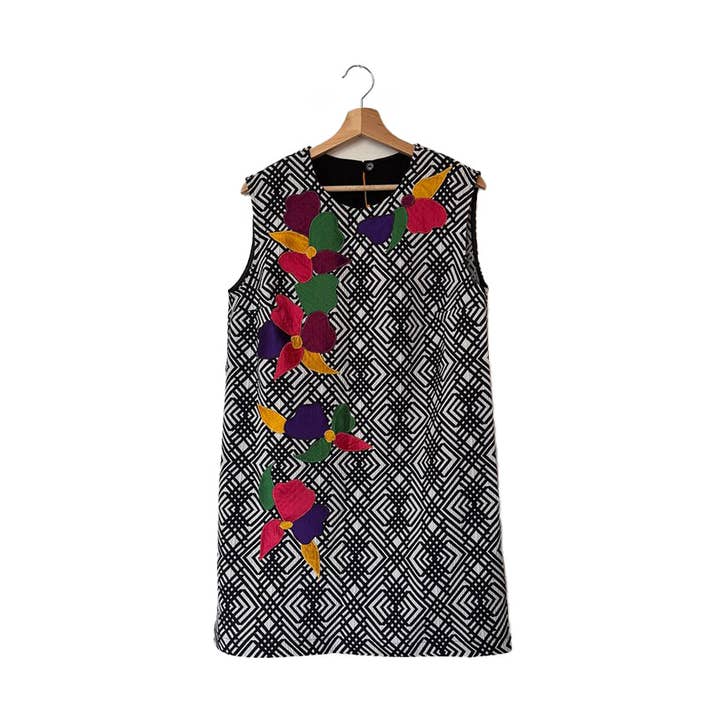 Vit- och svartmönstrad klänning för wholesale av Lozee