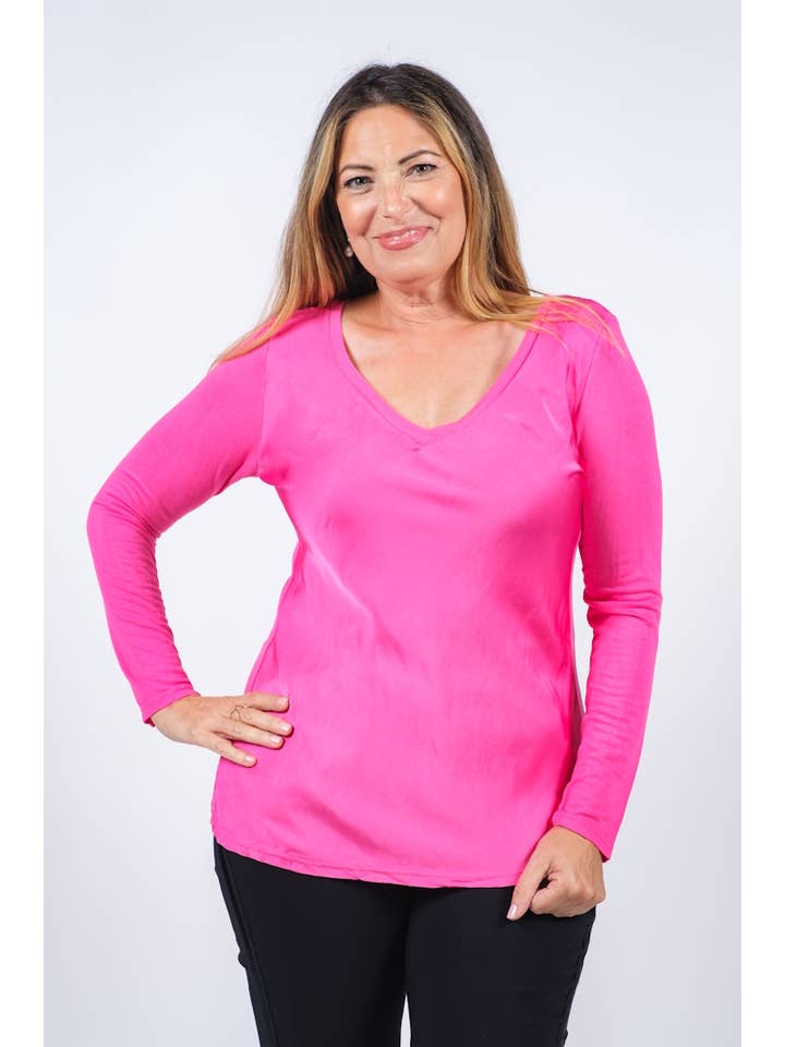 TINA Stephens Italy/Tees By Tina - Wholesale T-Shirt - Women's - Everly Viscose Sheen Top (BLS137)4