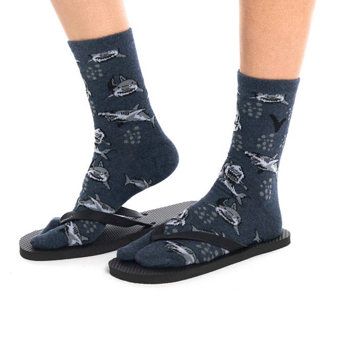 V-Toe Socks, Inc - Vente Chaussettes – unisexe - Chaussettes Tabi à gros orteils gris à bout fendu en V2