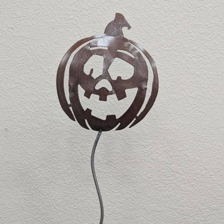 Metal Pumpkin Garden Stake for wholesale by Designs by Dieter, LLC