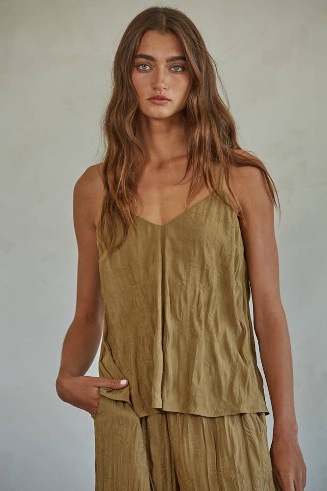 By Together - Vendita all'ingrosso Canotta - Donna - L6905 | Top in poliestere intrecciato con spalline sottili e scollo a V7