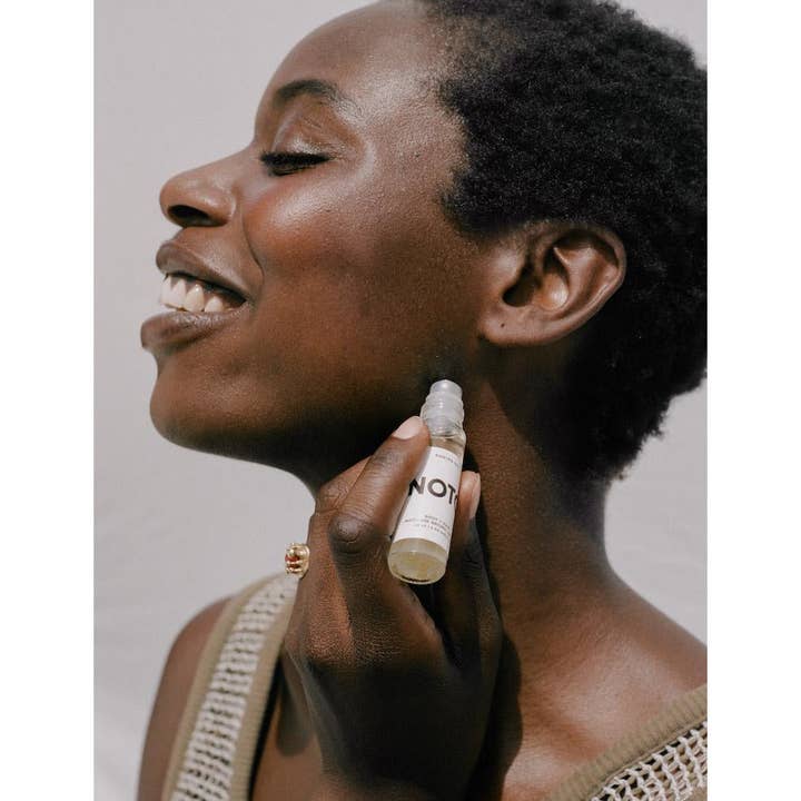 NOTO Botanics - Wholesale Bath/Body Oil - ROOTED ROLLER // BODY + HAIR2