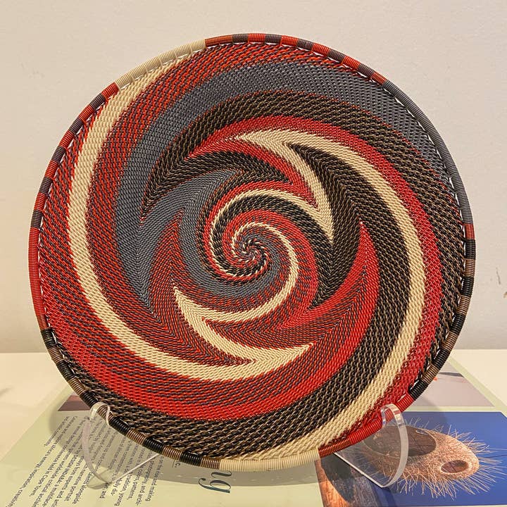 Eve & Nico Gifts & Home Decor - Wholesale Decorative Plate/Dish/Bowl - Medium Open V Telephone Wire Plate - Red Pepper0