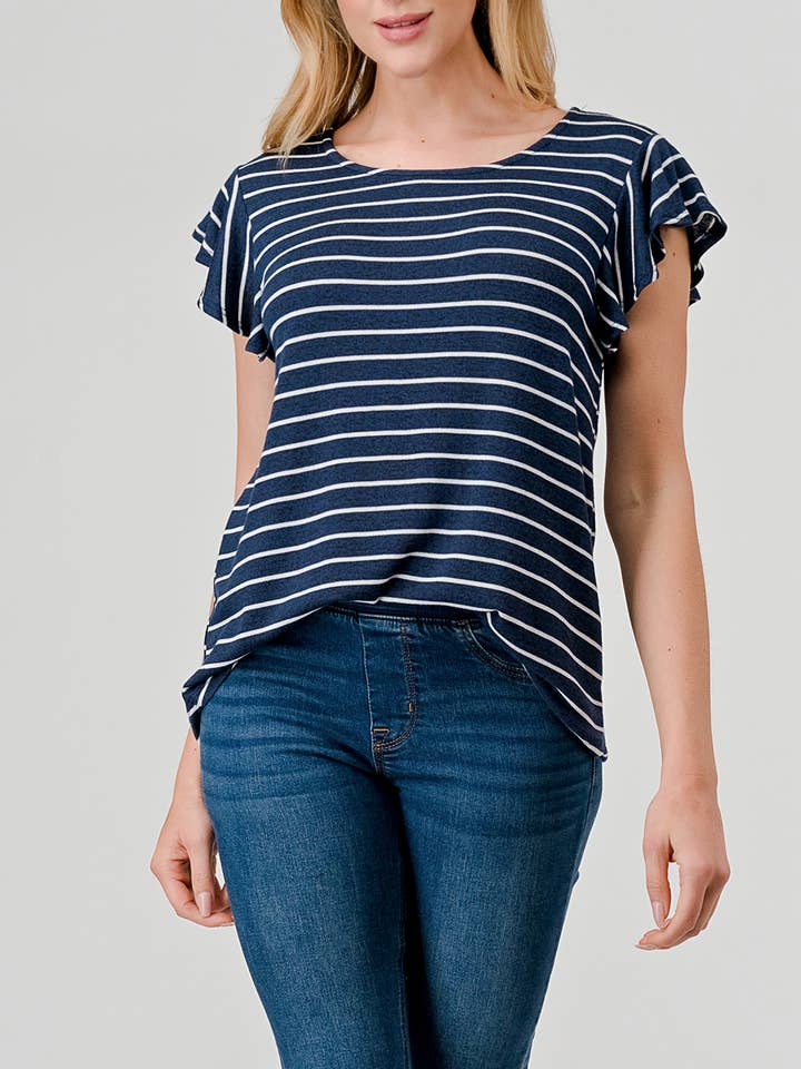 Haut en tricot rayé à manches courtes et volantées, T699 pour la vente par Heimious