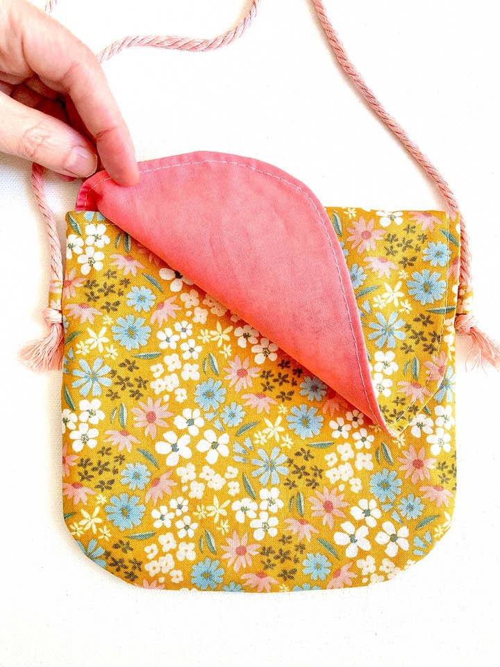 Yellow purse, Kids mini messenger bag, Teen crossbody bag for wholesale by edeenut