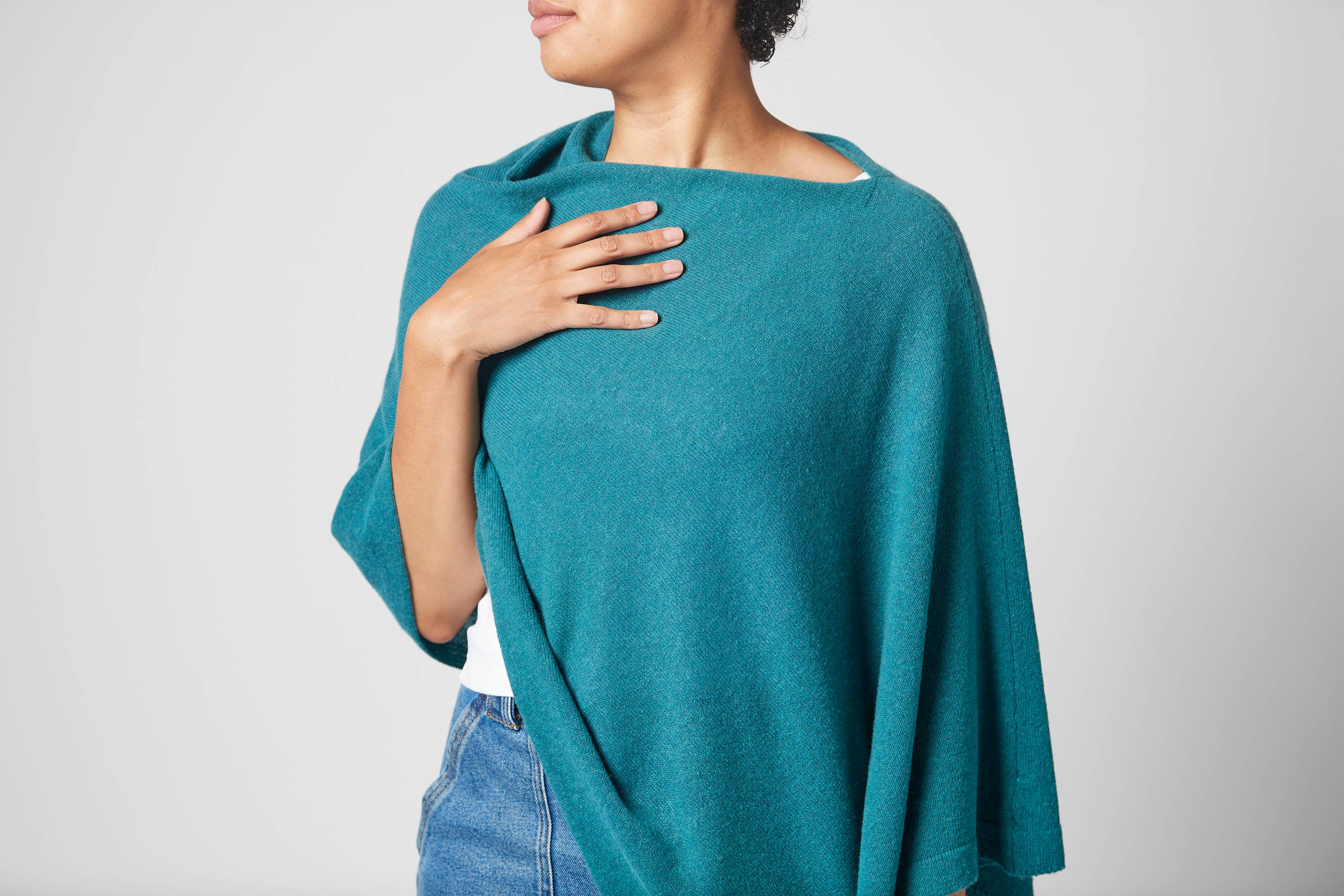 Margolis Pineo Italia - Wholesale Poncho - Women's - ROMA TRAVEL PONCHO - Cashmere-Blend Best Seller62