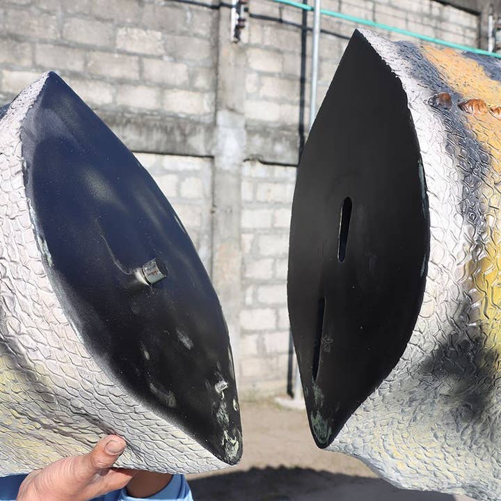 LM Treasures - Wholesale Figurine Toy - Kids - Australovenator Dinosaur Life Size Statue7