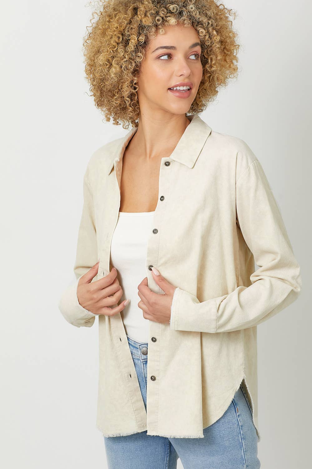 Mystree – Engroshandel Skjorte med buttondown – til kvinder – 60857 Vasket fløjlsskjorte7