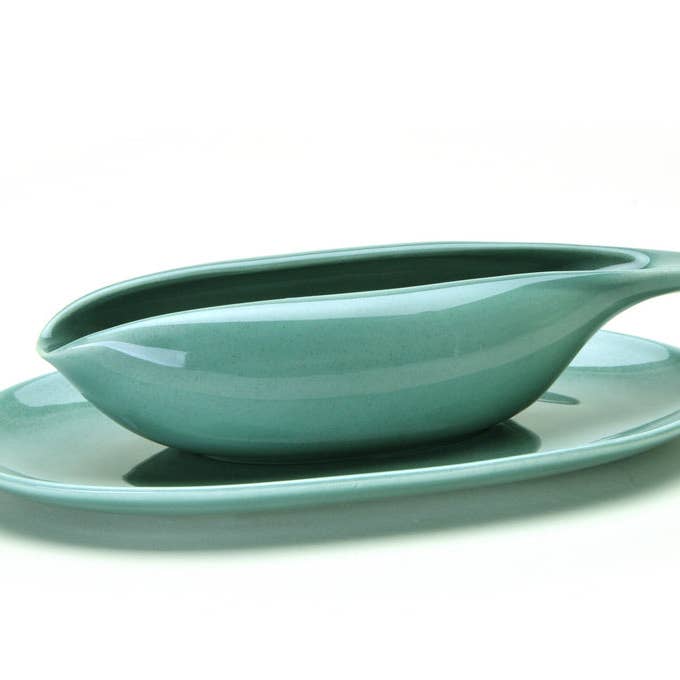 Bauer Pottery - Wholesale Sauce Server - American Modern Gravy Boat & Saucer