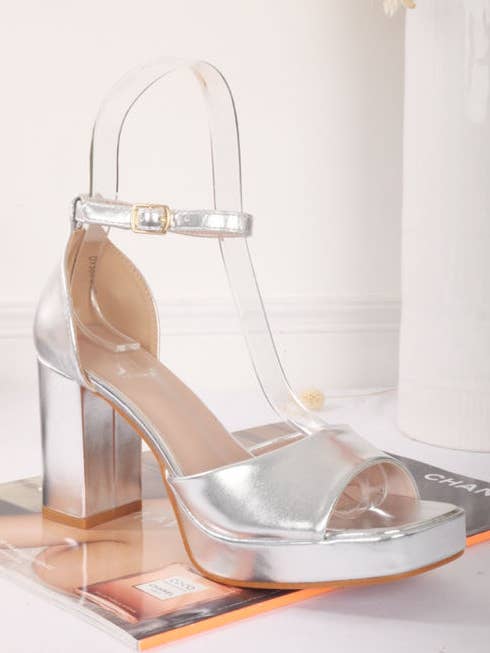 BELLICY / Cink-me - Vendita all'ingrosso Sandali - Donna - Décolleté, DY589-6B4