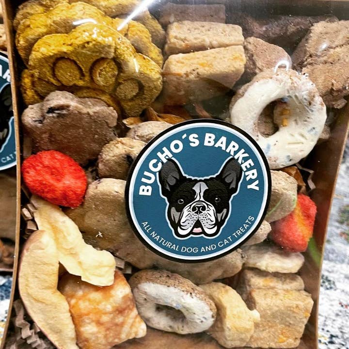 Bucho's Barkery - Wholesale Pet Treats - Dog - Barkuterie Box