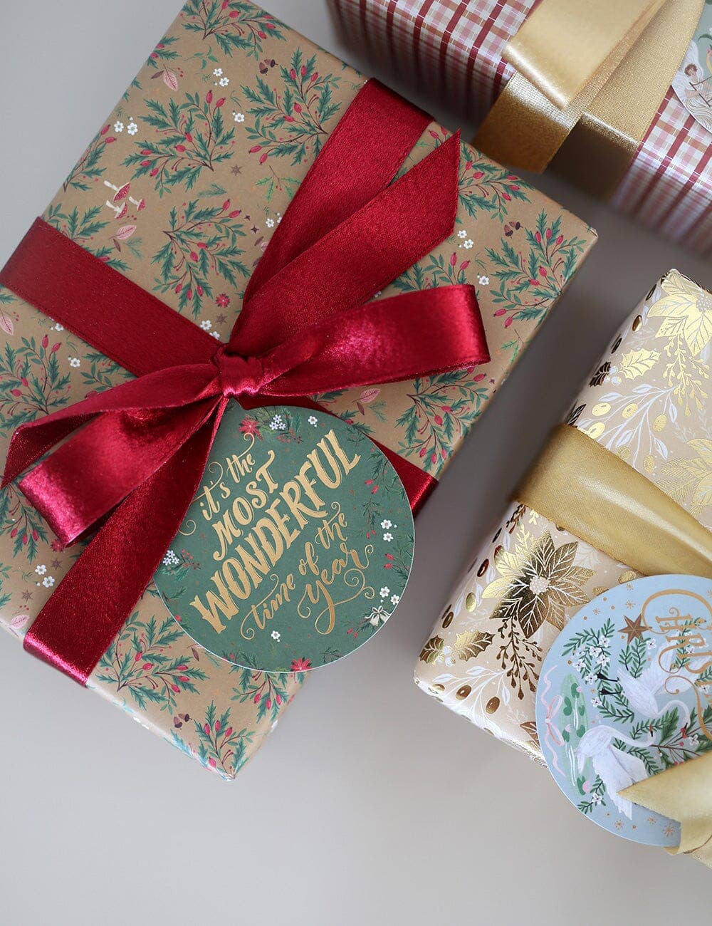 Bespoke Letterpress – Großhandel Band – Geschenke verpacken – Rotes Schimmer-Satinband 30 Meter8