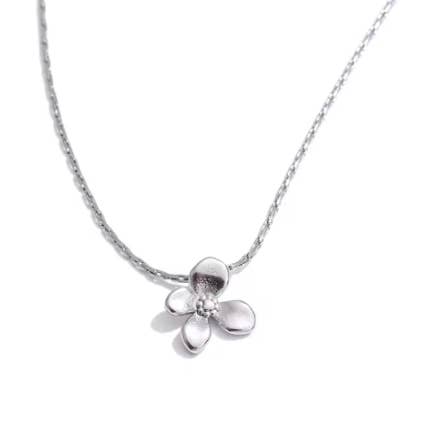 Collana Petite Bloom per la vendita all'ingrosso da parte di Vie Jewelry