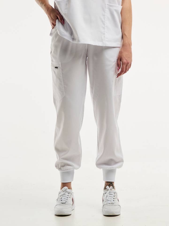 AELIN - Wholesale Healthcare Uniform - Women's - EMMA Jogger - Tenue médicale - Femme - Blanc4
