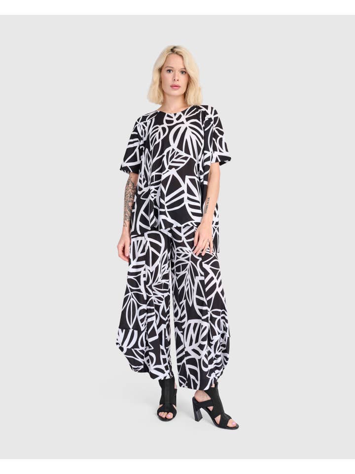 Foglia Trapeze Top, Mono for wholesale on Faire5