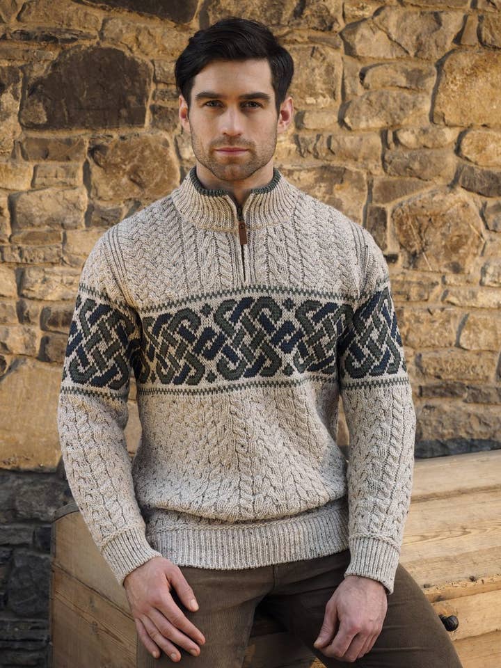 Aran Crafts – Großhandel Strickpullover – Herren – Keltischer Jacquard-Pullover mit halbem Reißverschluss X4843