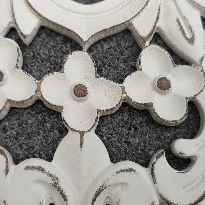 Paris Loft Inc - Wholesale Dimensionele/3D-muurkunst - Houten wanddecoratie met gesneden bloemen op de boerderij