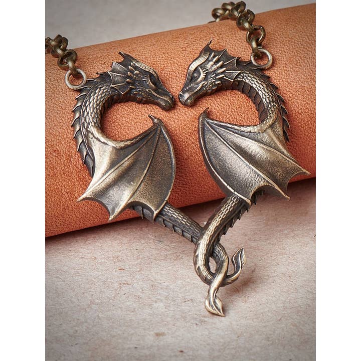 Tourtiwi - Wholesale Pendant/Charm Necklace - Dragon Necklace Heart Vintage2