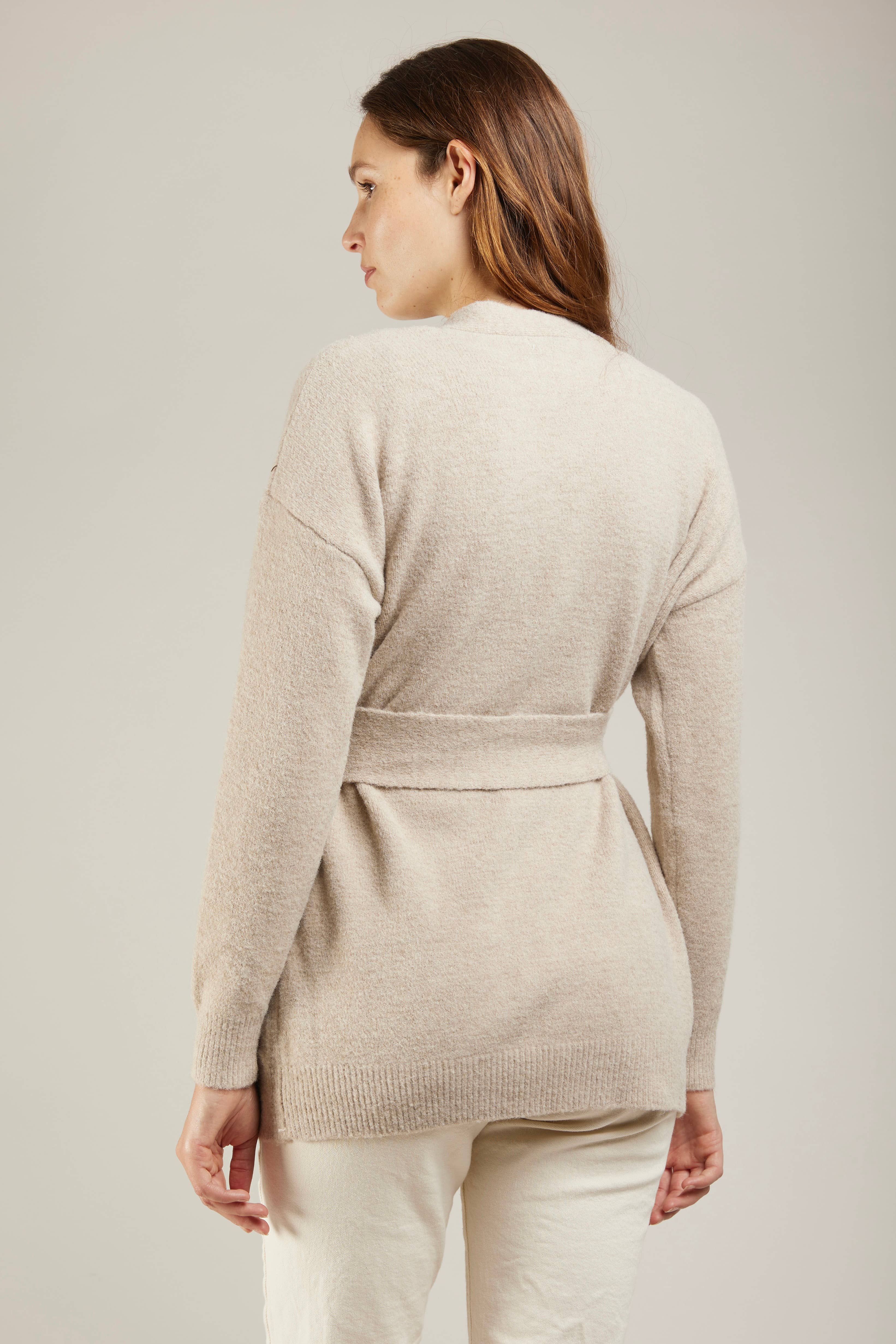 Andy & Lucy - Wholesale Cardigan - Women's - GAYA - Chic knitted vest with velvet touch and belt3