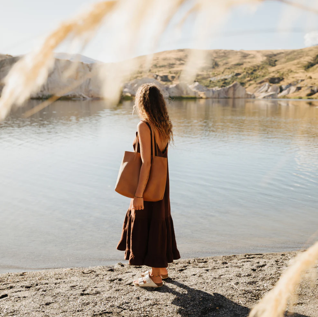 Duffle&Co - Wholesale Tote bag – Women's - Bri Raw Edged Tote3